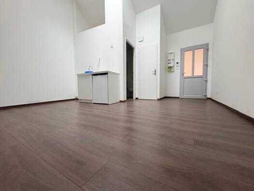 Studio à louer 470 € 1 pièce 24 m² RDC Meximieux 01800