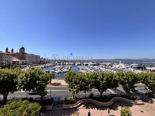 Appartement à vendre 312 000 € 3 pièces 2 chambres 67 m² 3 étages Saint-Raphaël 83700