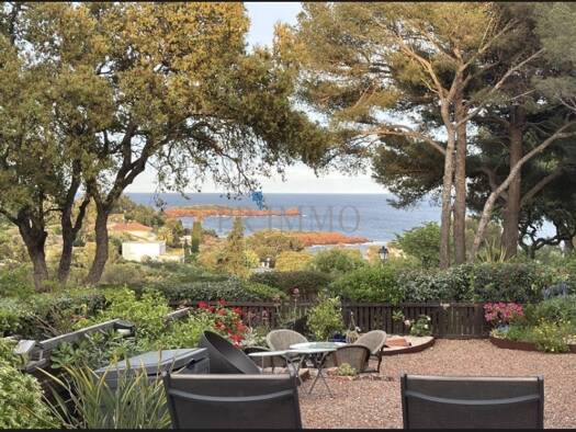 Villa à vendre 460 000 € 2 pièces 1 chambre 60 m² 105 m² de terrain Le Dramont-Agay-Anthéor-Le Trayas Saint-Raphaël 83530