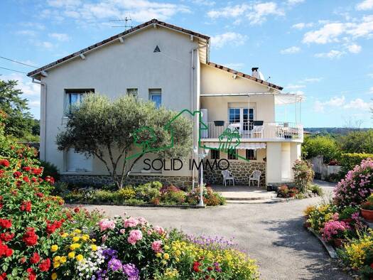 Maison à vendre 330 000 € 8 pièces 5 chambres 190 m² 1 000 m² de terrain Centre Ville Aubenas 07200