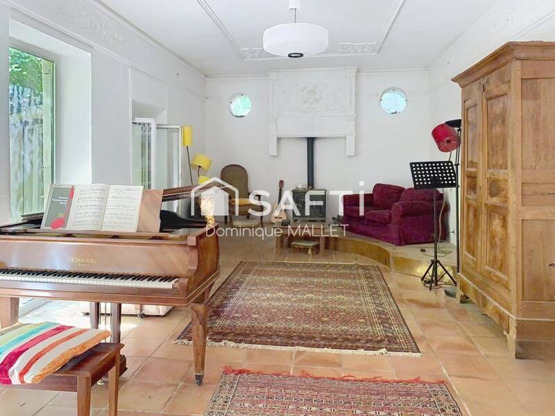 Maison à vendre, 130m², NIMES