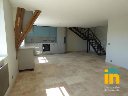 Appartement à louer 684 € 2 chambres 95 m² Étage 2/1 dès le 30/08/2025 L'Aigle 61300
