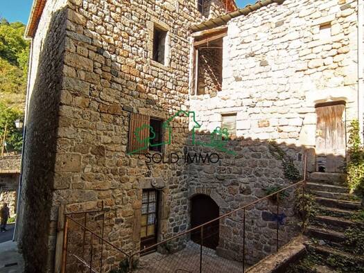 Maison à vendre 106 000 € 5 pièces 3 chambres 95 m² Burzet 07450