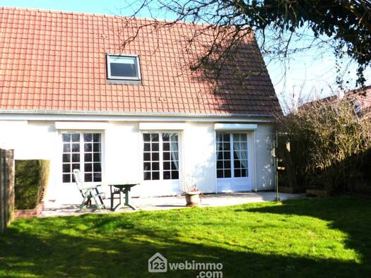 Maison à vendre 284 000 € 4 pièces 1 chambre 94 m² 526 m² de terrain Isneauville 76230