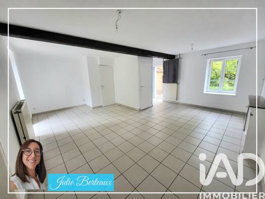 Maison à vendre 245 000 € 4 pièces 3 chambres 86 m² 500 m² de terrain Grande Couronne Saint-Just-Saint-Rambert 42170