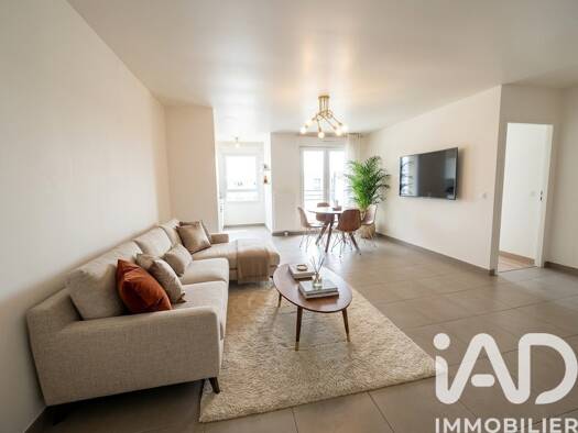 Appartement à vendre 230 000 € 3 pièces 2 chambres 63 m² 1er étage Perle Longjumeau 91160