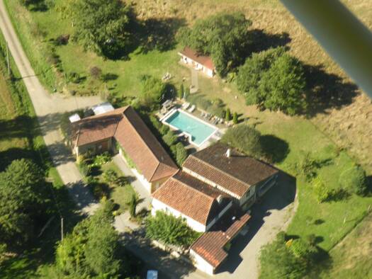 Hôtel à vendre Fonds de commerce 599 500 € 15 pièces 565 m² d'espace de restauration Marciac 32230