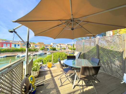 Appartement en viager occupé Bouquet 35 000 € 3 pièces 2 chambres 45,8 m² Étage 1/2 Est Cogolin 83310