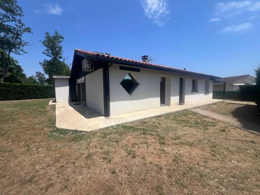 Maison à vendre 297 000 € 4 pièces 3 chambres 146 m² 1 200 m² de terrain Sarbazan 40120