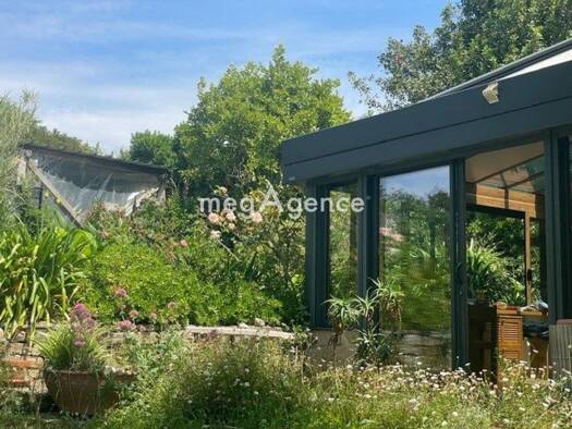 Maison à vendre 712 000 € 4 pièces 2 chambres 88 m² 2 373 m² de terrain Baden 56870