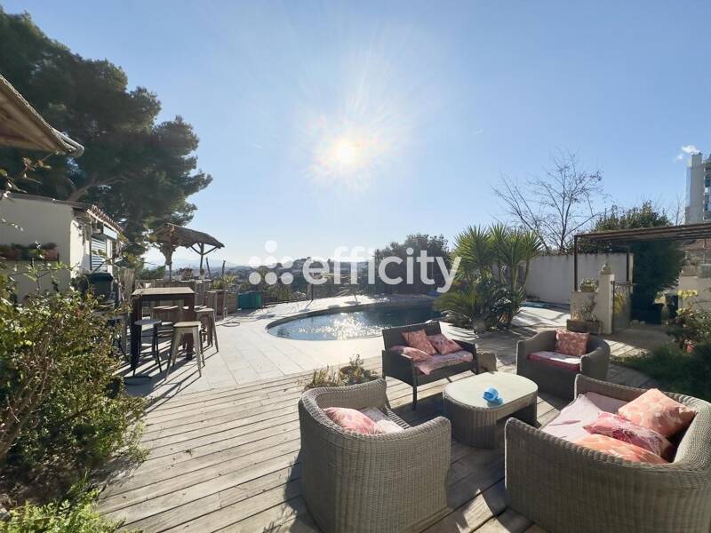 Maison à vendre, 267m², SEPTEMES LES VALLONS