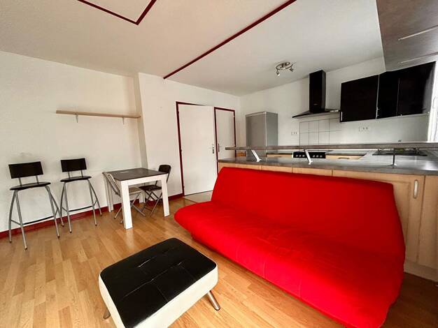 Appartement à louer 464 € 2 pièces 1 chambre 35 m² Dernier étage, Étage 2/2 Hôtel de Ville Saint Nazaire 44600