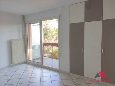Appartement à louer 592 € 1 pièce 24 m² Étage 1/4 Aix en Provence 13100
