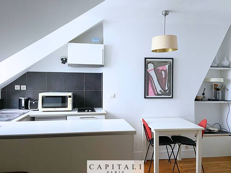 Maison à louer, 16m², PARIS 18E