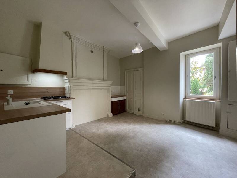 Maison à louer, 107m², DORDOGNE