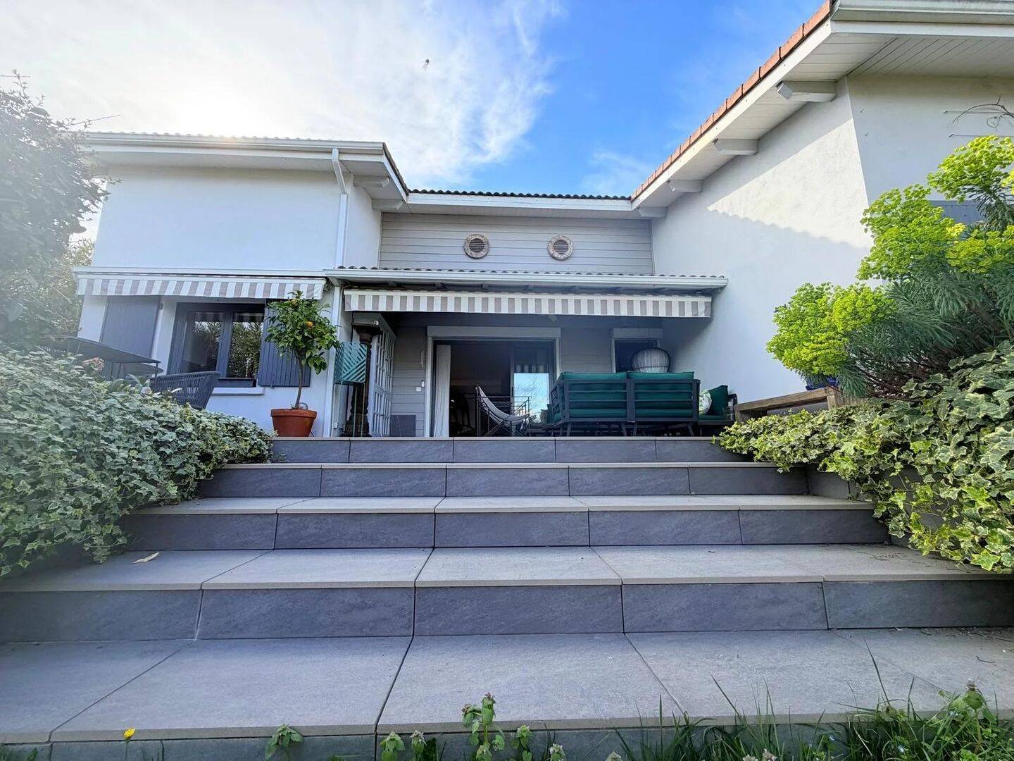 Maison à vendre, 185m², SAINT LAURENT D'AIGOUZE