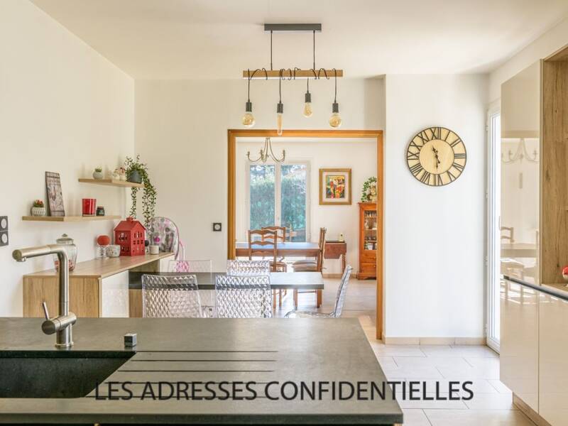Maison à vendre, 208m², SAINTE FOY LES LYON