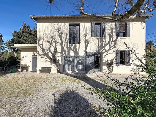 Maison à vendre 320 000 € 6 pièces 4 chambres 183 m² 745 m² de terrain Cabannes 13440