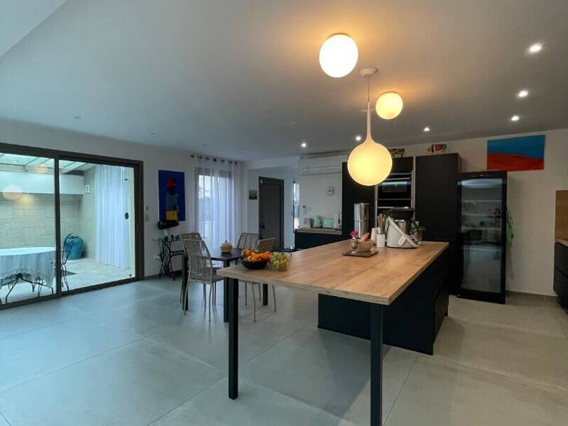 Maison à vendre, 225m², ROCHE LA MOLIERE