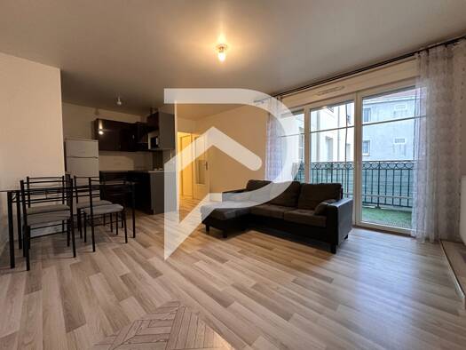 Appartement à louer 790 € 2 pièces 1 chambre 45 m² Étage 2/4 Gournay-Jaurès-Gare Creil 60100