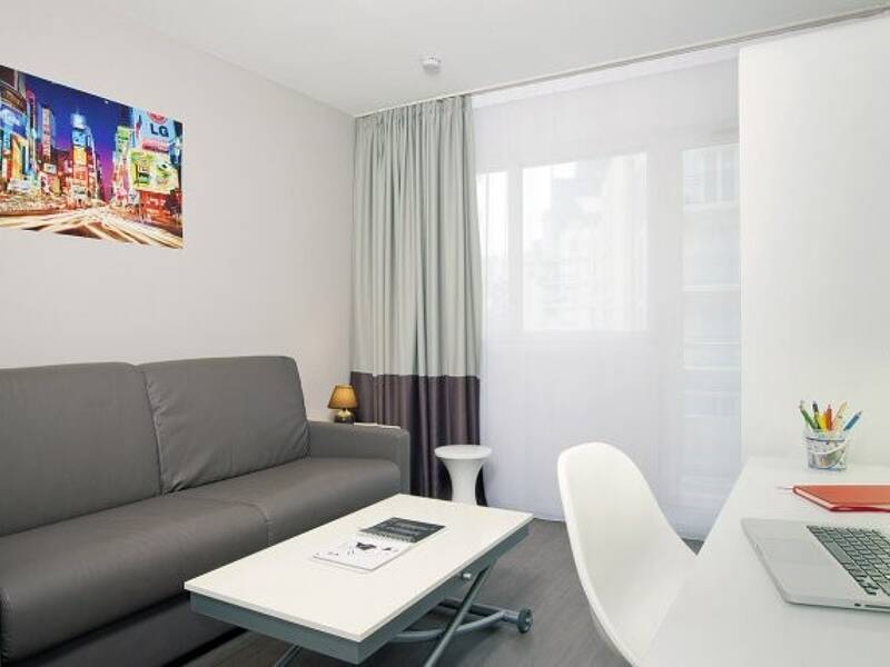 Maison à louer, 21m², COURBEVOIE