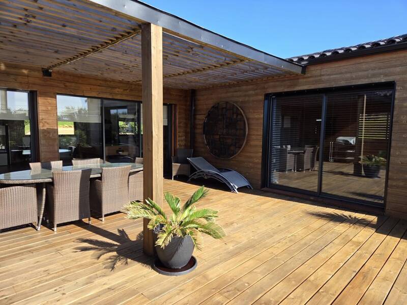 Maison à vendre, 211m², MEYRALS