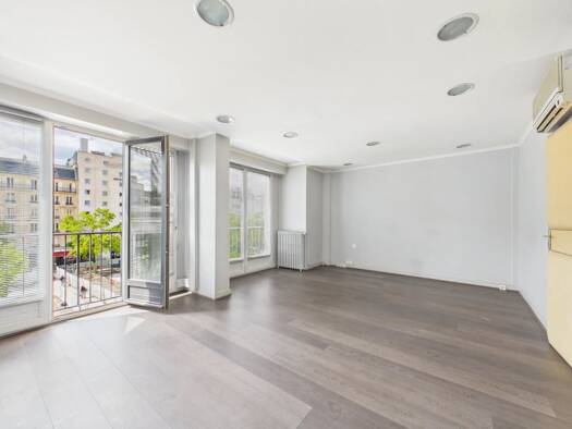 Espace bureau à vendre 2 495 000 € 253 m² de bureaux La Plaine des Sablons Neuilly-sur-Seine 92200