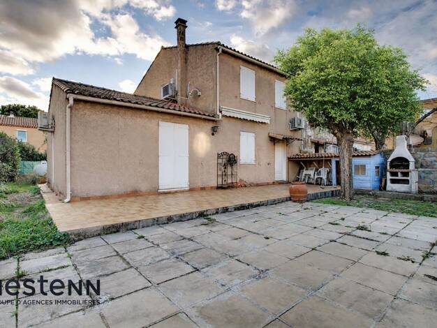 Maison à vendre 350 000 € 4 pièces 3 chambres 96 m² 316 m² de terrain Estroublans Vitrolles 13127