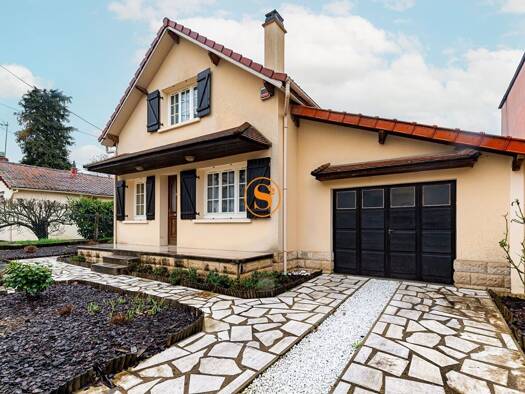 Maison à vendre 404 250 € 6 pièces 5 chambres 155 m² 599 m² de terrain Sud et Est Louvres 95380