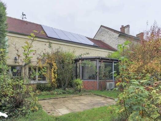 Maison à vendre 351 700 € 5 pièces 2 chambres 141,7 m² 457 m² de terrain Oinville-sur-Montcient 78250