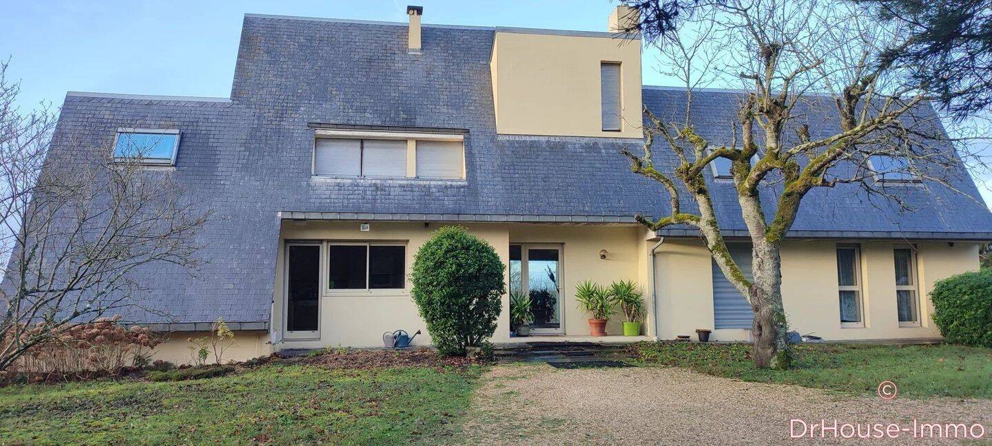 Maison à vendre, 378m², SOUPPES SUR LOING