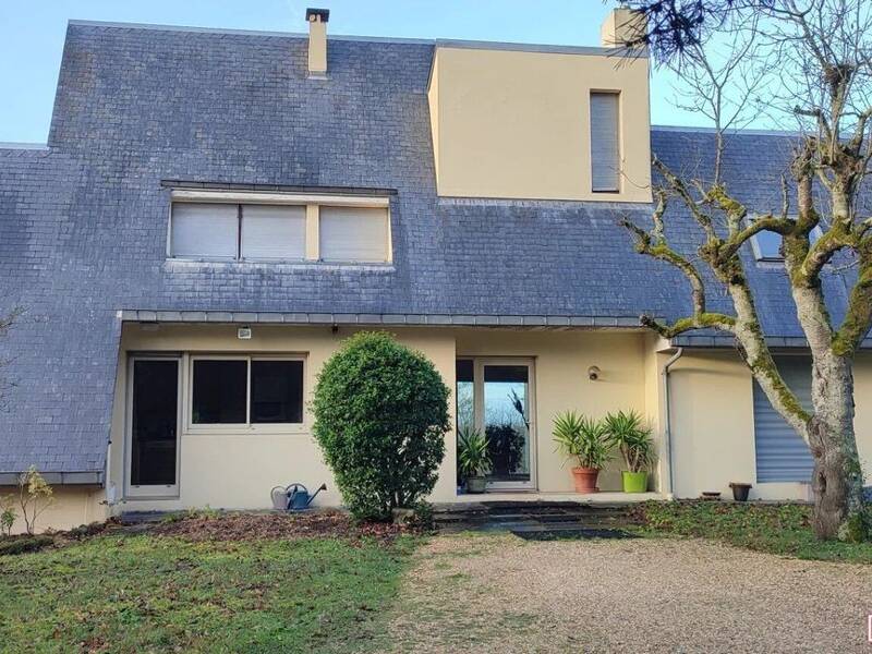 Maison à vendre, 378m², SOUPPES SUR LOING