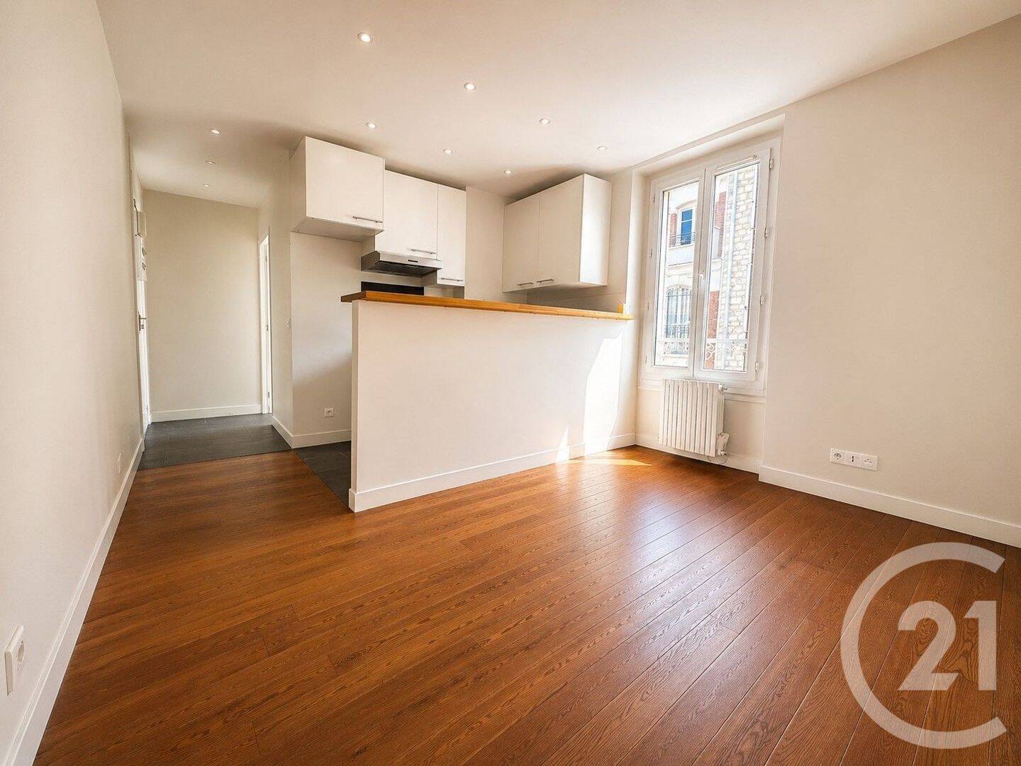 Maison à louer, 31m², SAINT MAUR DES FOSSES