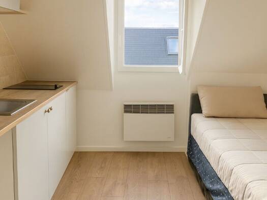 Appartement à vendre 79 000 € 1 pièce 9,54 m² Étage 6/6 Trudaine-Maubeuge Paris 9ème arrondissement 75009
