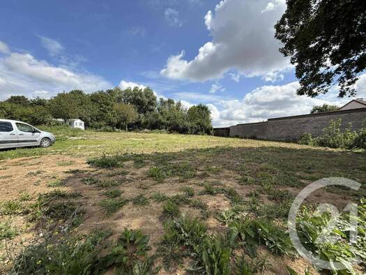 Terrain constructible à vendre 99 000 € 1 019 m² de terrain Halinghen 62830