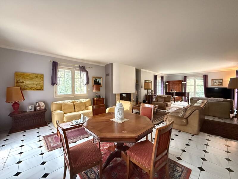 Maison à louer, 215m², LA QUEUE EN BRIE