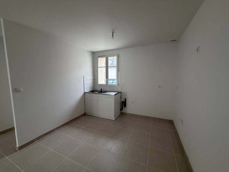 Maison à louer, 71m², BARBUISE