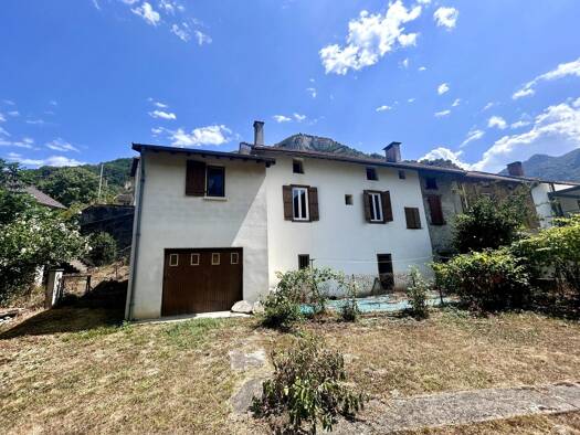 Maison à vendre 158 000 € 5 pièces 3 chambres 95 m² 724 m² de terrain Ussat 09400