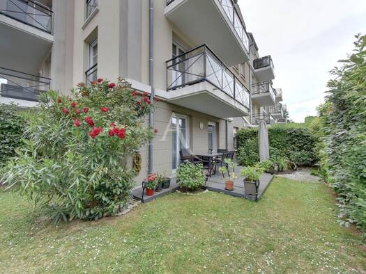 Appartement à vendre 219 900 € 2 pièces 1 chambre 40 m² Domaine d'Armainvilliers Ozoir la Ferriere 77330