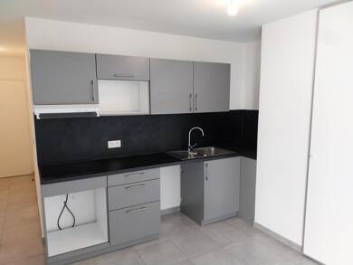 Appartement à louer 849 € 2 pièces 1 chambre 47 m² 2ème étage Centre Ville Tassin la Demi Lune 69160
