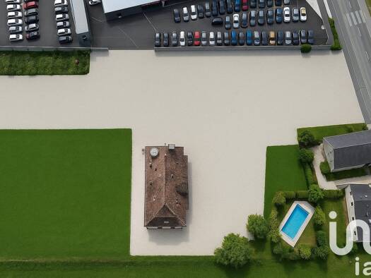 Terrain constructible à vendre 465 000 € 10 766 m² de terrain Saint-Maur 36250