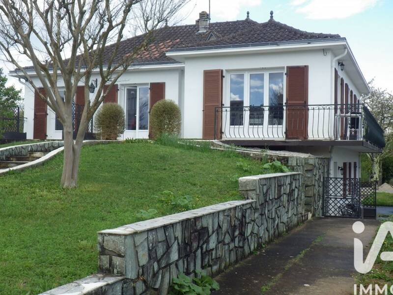 Maison à vendre, 210m², JONZAC
