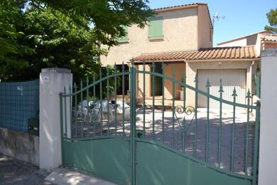 Maison à louer 947 € 4 pièces 3 chambres 80 m² Zone Rurale Sud Carpentras 84200
