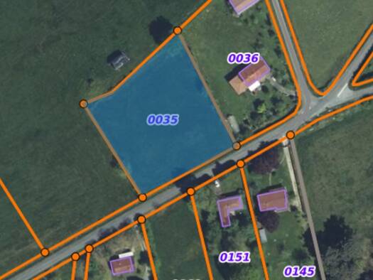 Terrain constructible viabilisé à vendre 27 500 € 3 799 m² de terrain Sarrazac 24800