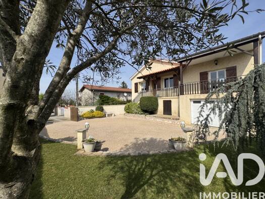 Maison à vendre 278 000 € 5 pièces 3 chambres 128 m² 608 m² de terrain Les Purelles Montbrison 42600