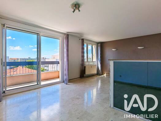 Appartement à vendre 255 000 € 3 pièces 2 chambres 73 m² Étage 7/7 Grandclément Villeurbanne 69100