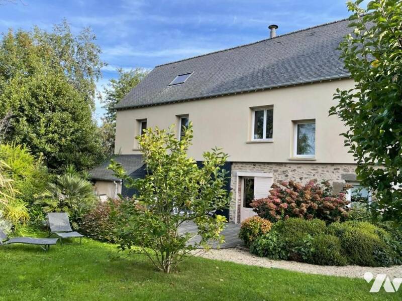Maison à vendre, 200m², SAINT JOUAN DES GUERETS