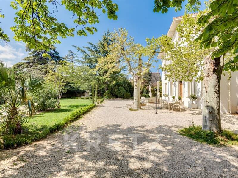 Maison à vendre, 250m², MARSEILLE 12E