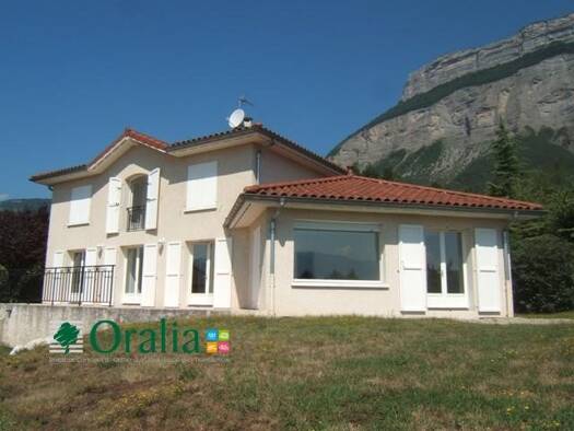 Maison à louer 2 220 € 7 pièces 5 chambres 168,5 m² Haut Meylan Meylan 38240