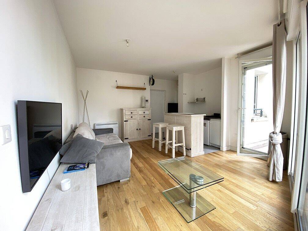 Maison à louer, 24m², ISSY LES MOULINEAUX